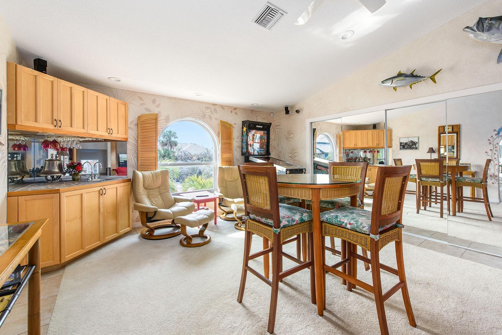 2805 N BEACH RD #B, ENGLEWOOD, FL, 34223
