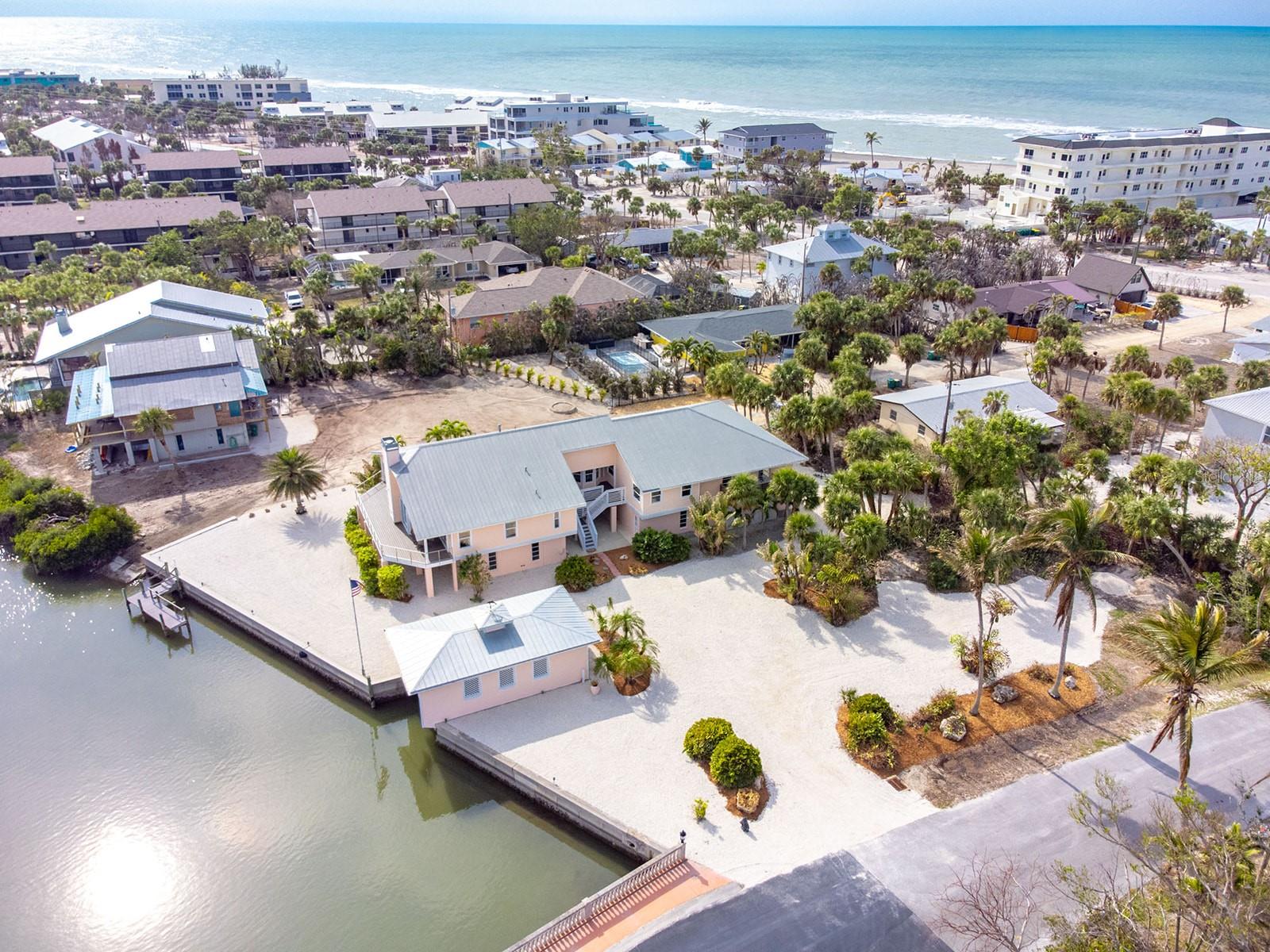 2805 N BEACH RD #B, ENGLEWOOD, FL, 34223