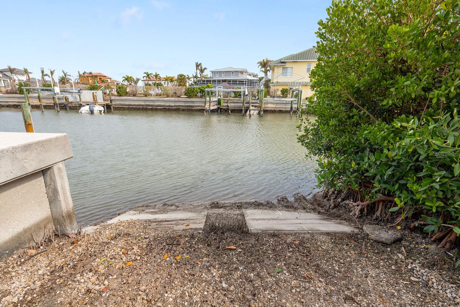 2805 N BEACH RD #B, ENGLEWOOD, FL, 34223