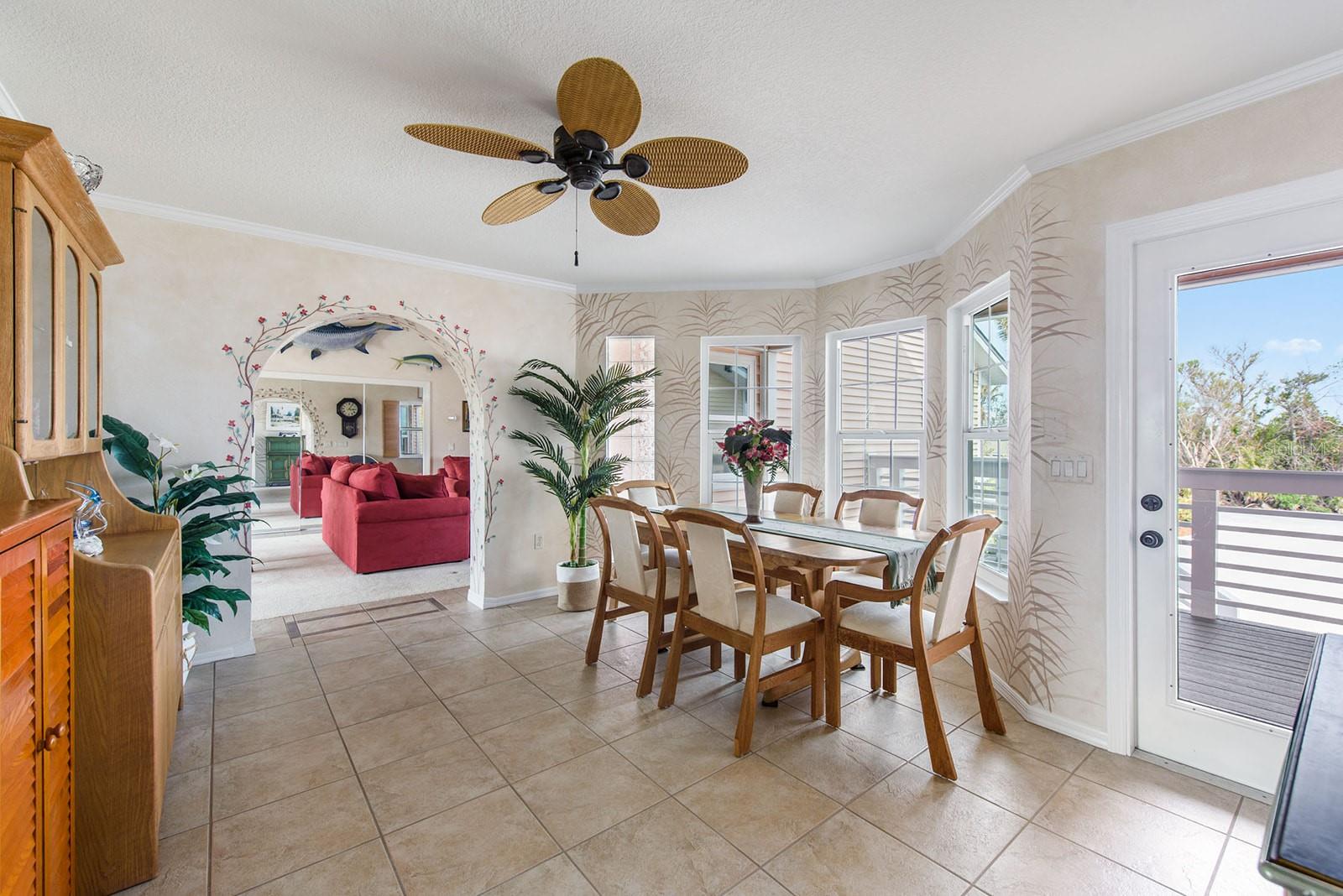 2805 N BEACH RD #B, ENGLEWOOD, FL, 34223