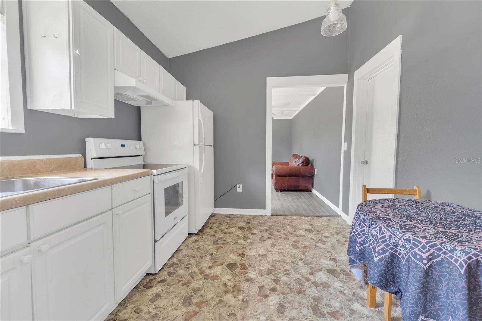 37620 HOWARD AVE, DADE CITY, FL, 33525