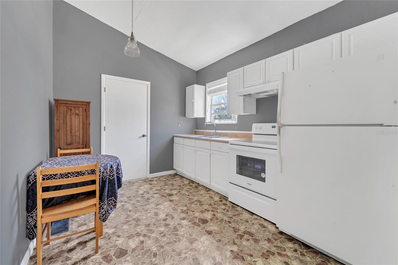 37620 HOWARD AVE, DADE CITY, FL, 33525