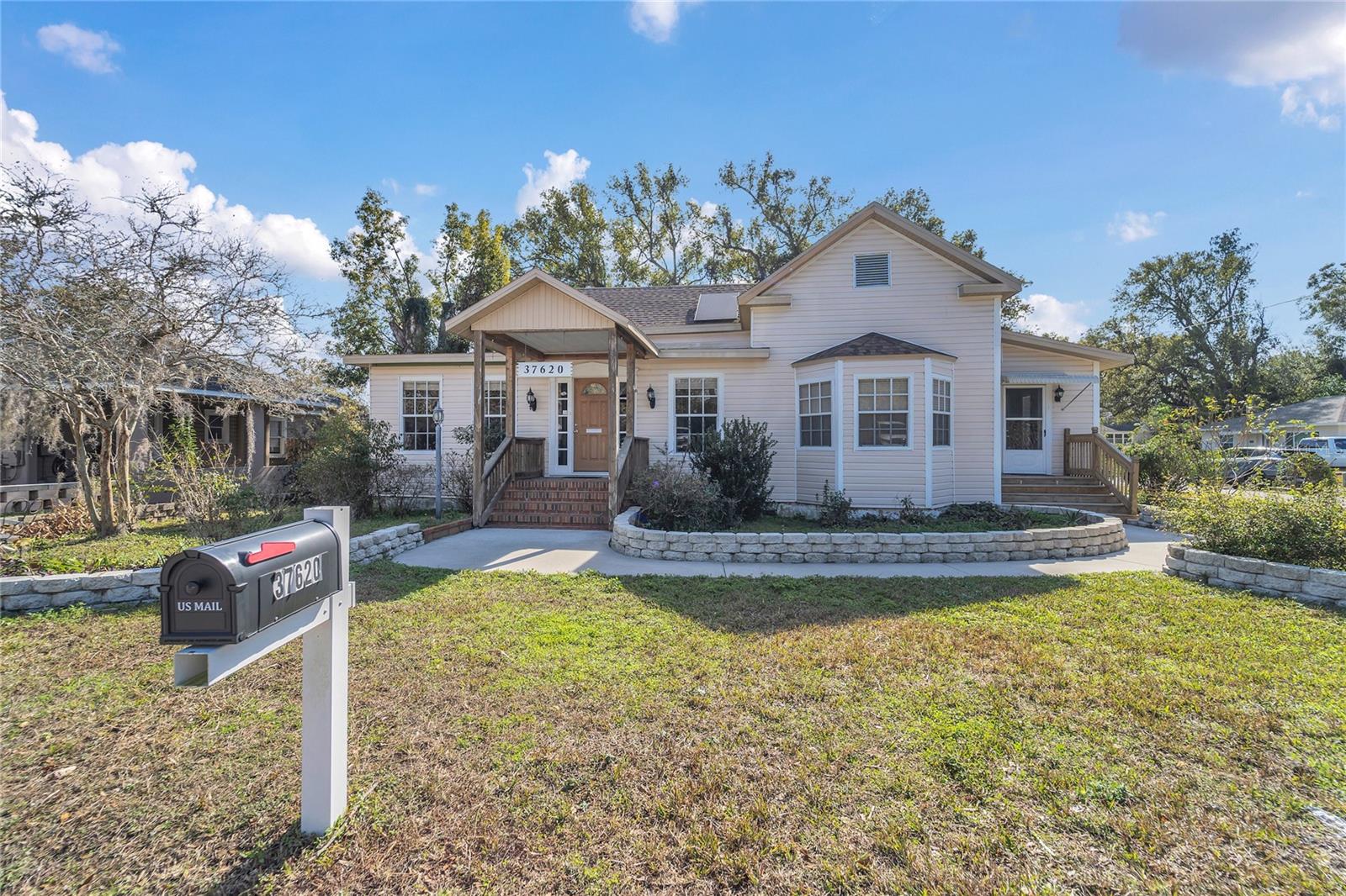 37620 HOWARD AVE, DADE CITY, FL, 33525