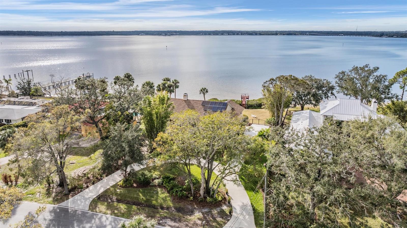 314 SHORE DR E, OLDSMAR, FL, 34677