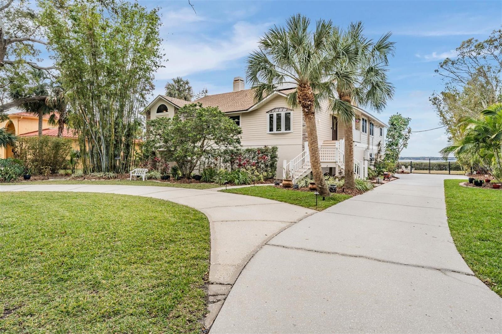 314 SHORE DR E, OLDSMAR, FL, 34677