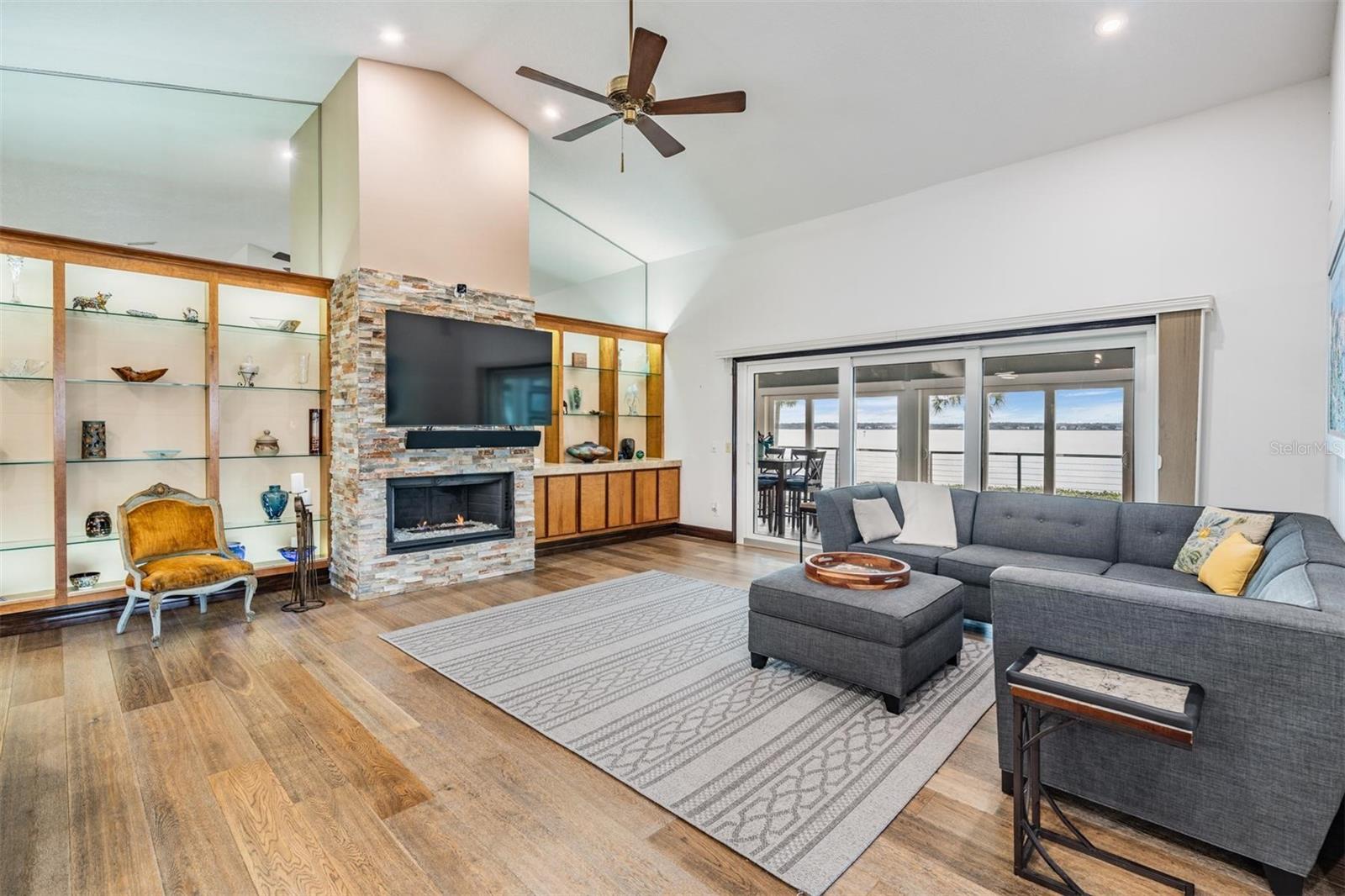 314 SHORE DR E, OLDSMAR, FL, 34677
