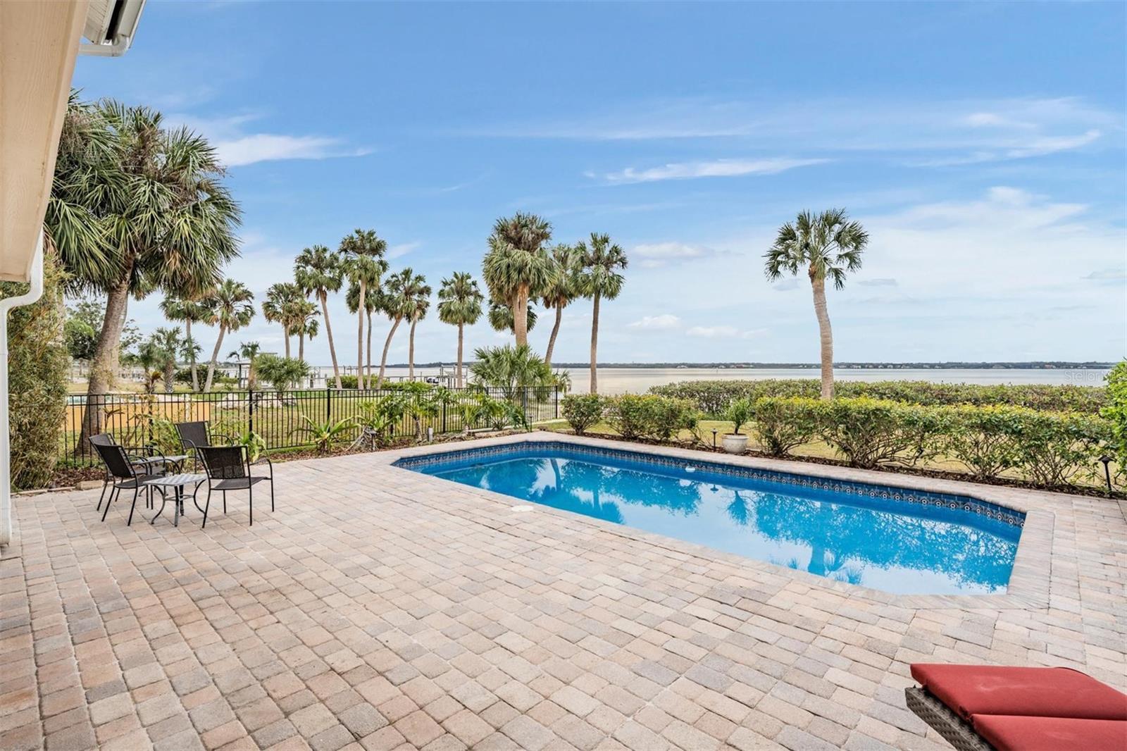 314 SHORE DR E, OLDSMAR, FL, 34677