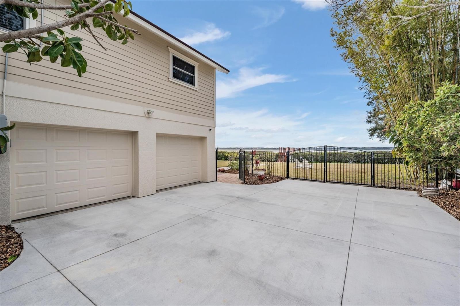 314 SHORE DR E, OLDSMAR, FL, 34677