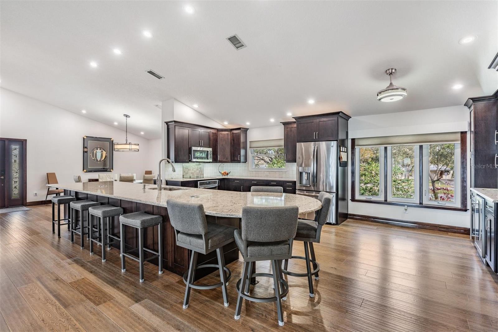 314 SHORE DR E, OLDSMAR, FL, 34677