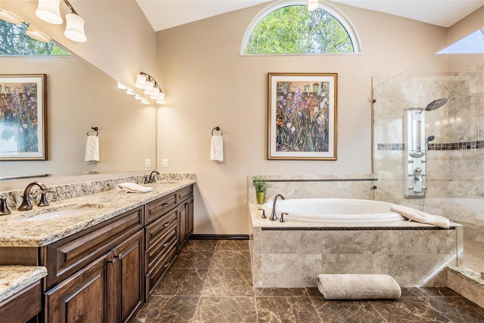 314 SHORE DR E, OLDSMAR, FL, 34677