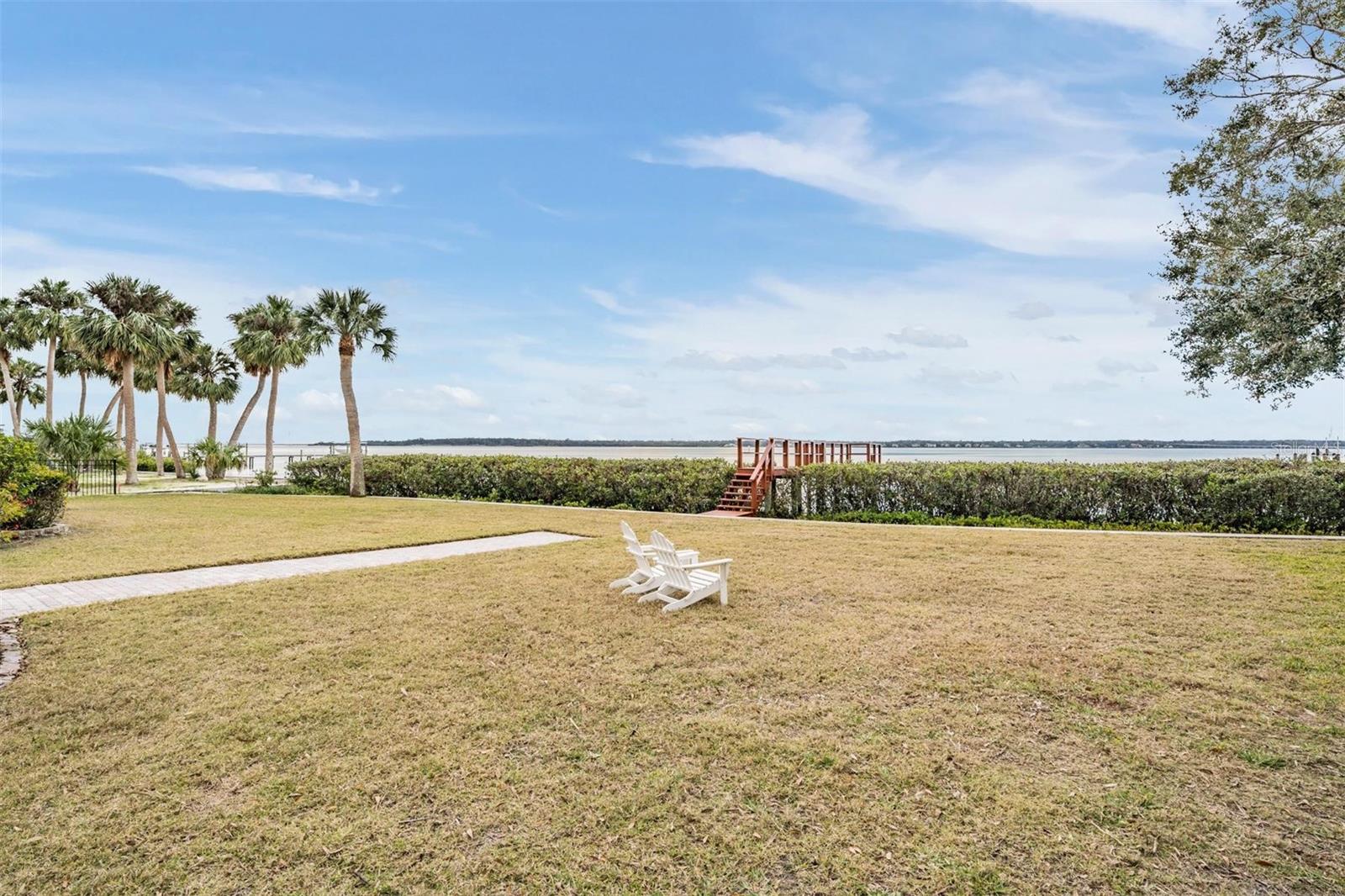314 SHORE DR E, OLDSMAR, FL, 34677