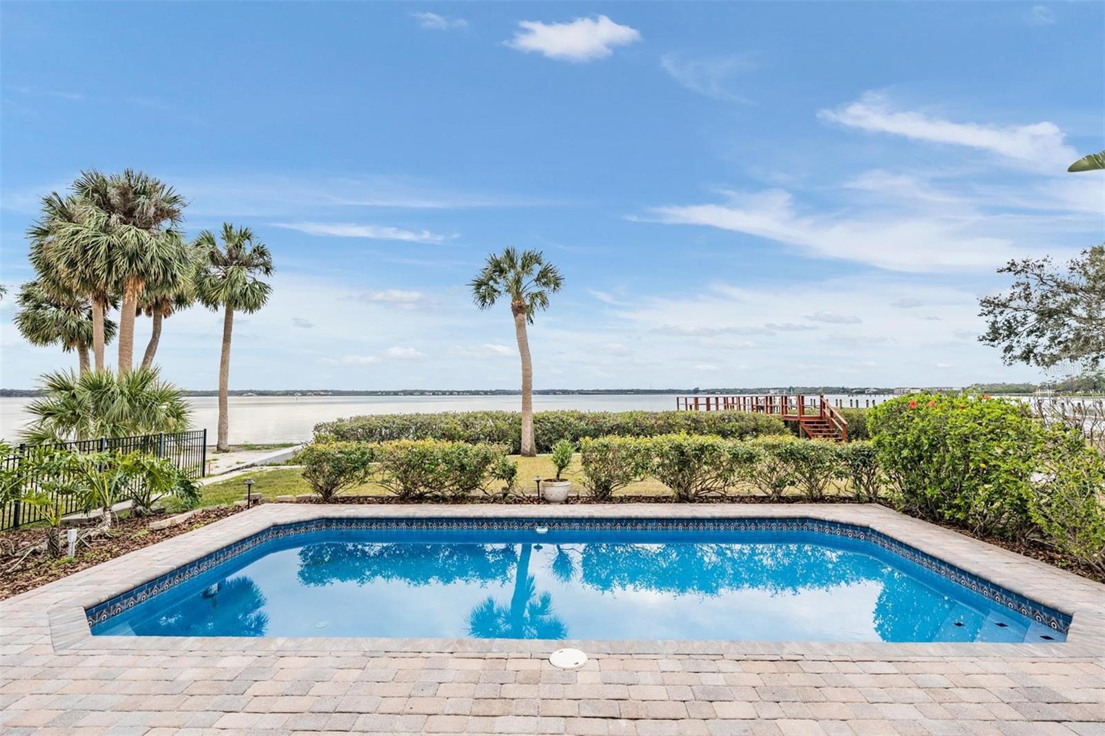 314 SHORE DR E, OLDSMAR, FL, 34677
