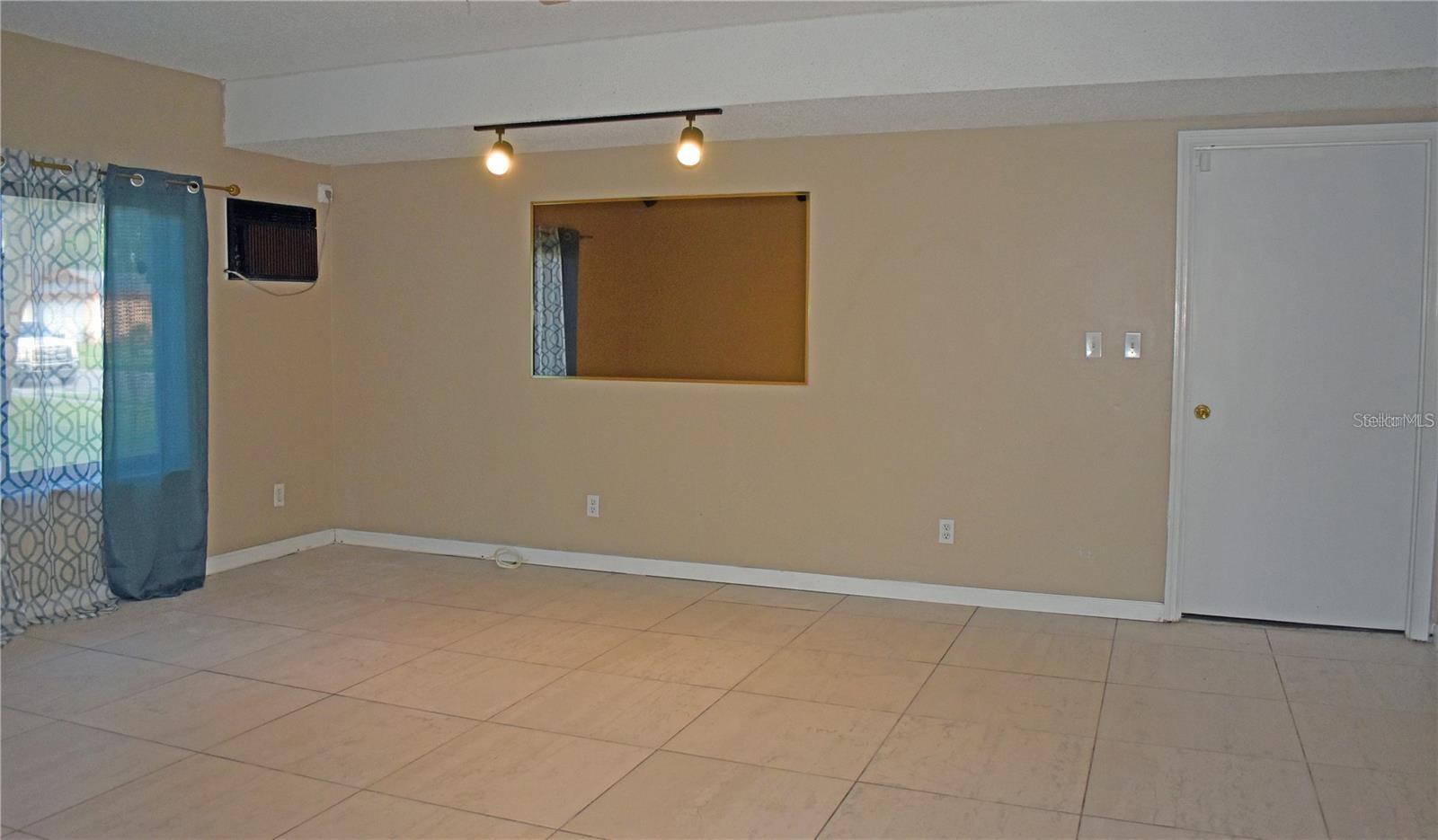 4144 ROLLING SPRINGS DR, TAMPA, FL, 33624