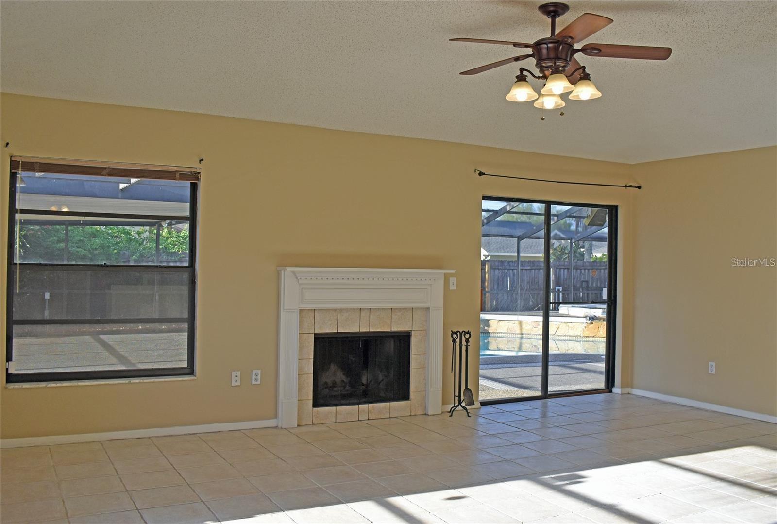 4144 ROLLING SPRINGS DR, TAMPA, FL, 33624