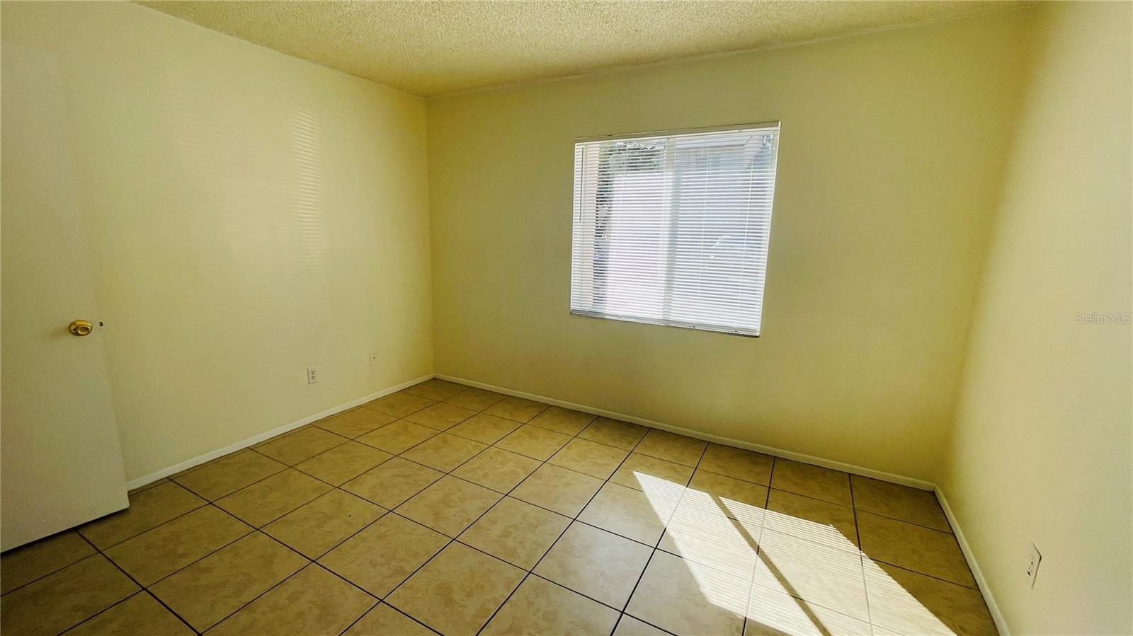 5504 POKEWEED CT #154, TAMPA, FL, 33617