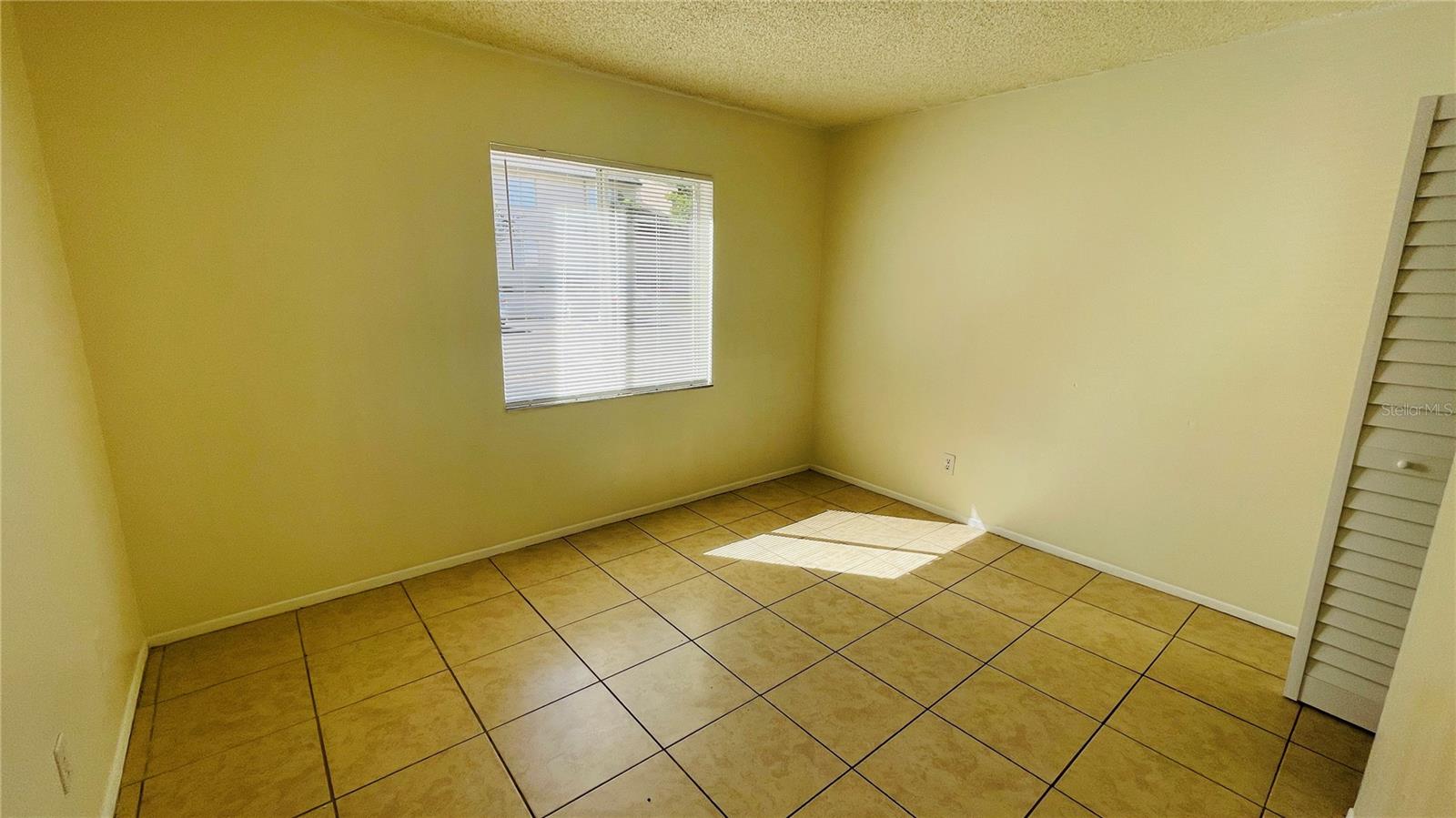 5504 POKEWEED CT #154, TAMPA, FL, 33617