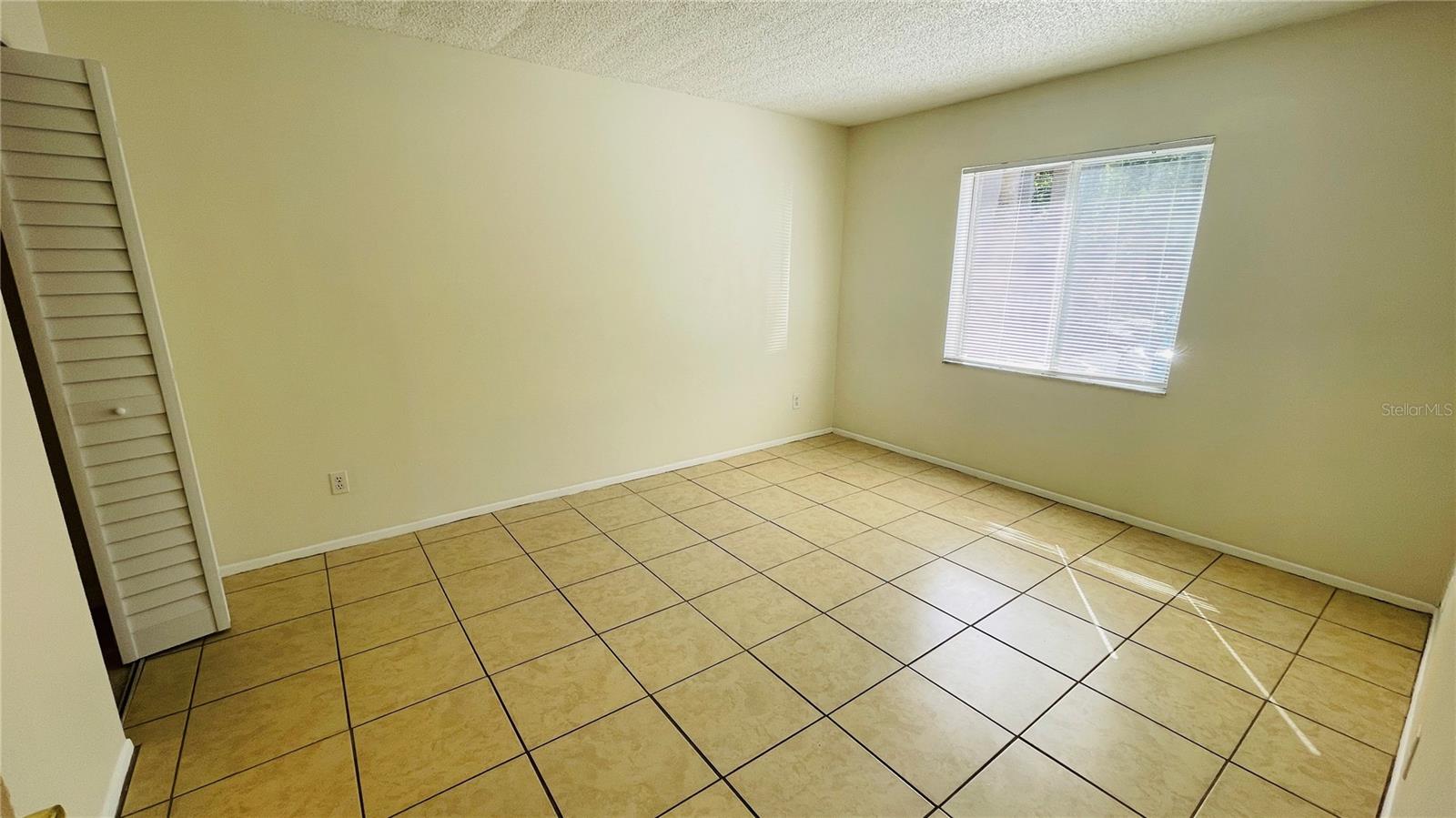 5504 POKEWEED CT #154, TAMPA, FL, 33617