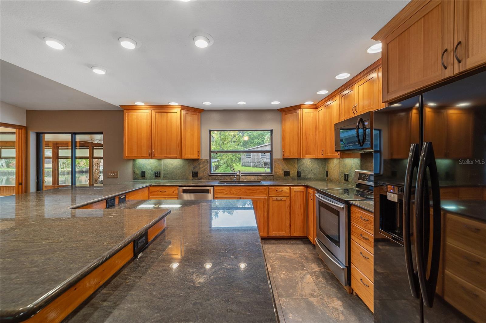 10096 S RIVIERA PT, HOMOSASSA, FL, 34448