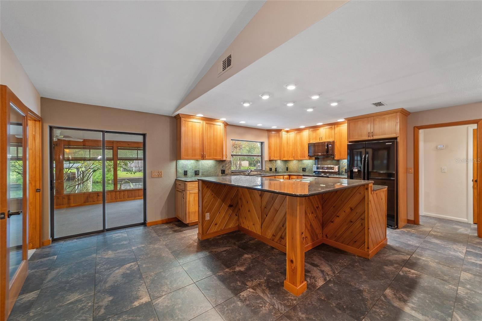 10096 S RIVIERA PT, HOMOSASSA, FL, 34448