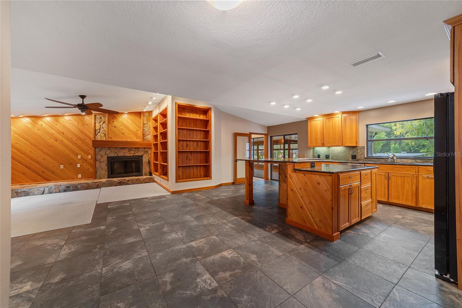 10096 S RIVIERA PT, HOMOSASSA, FL, 34448