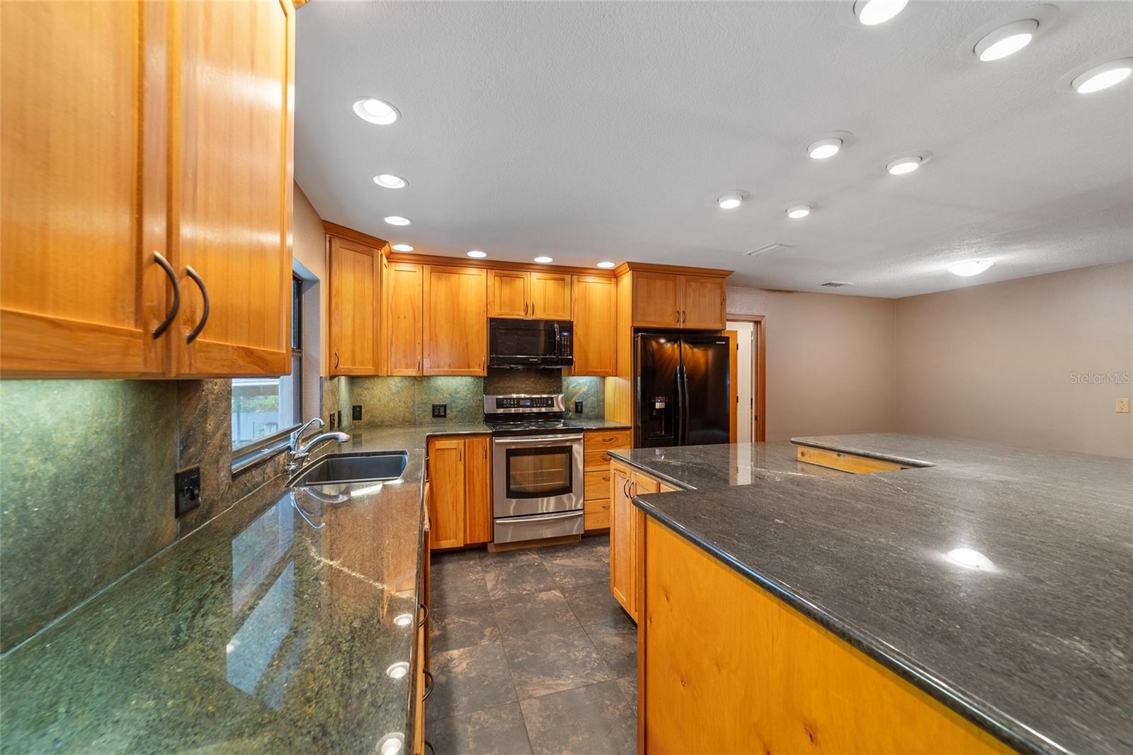 10096 S RIVIERA PT, HOMOSASSA, FL, 34448