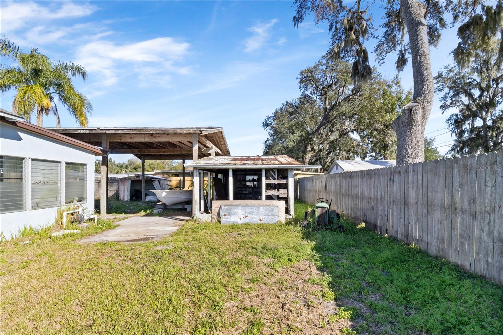 127 COLONIAL DR, AUBURNDALE, FL, 33823
