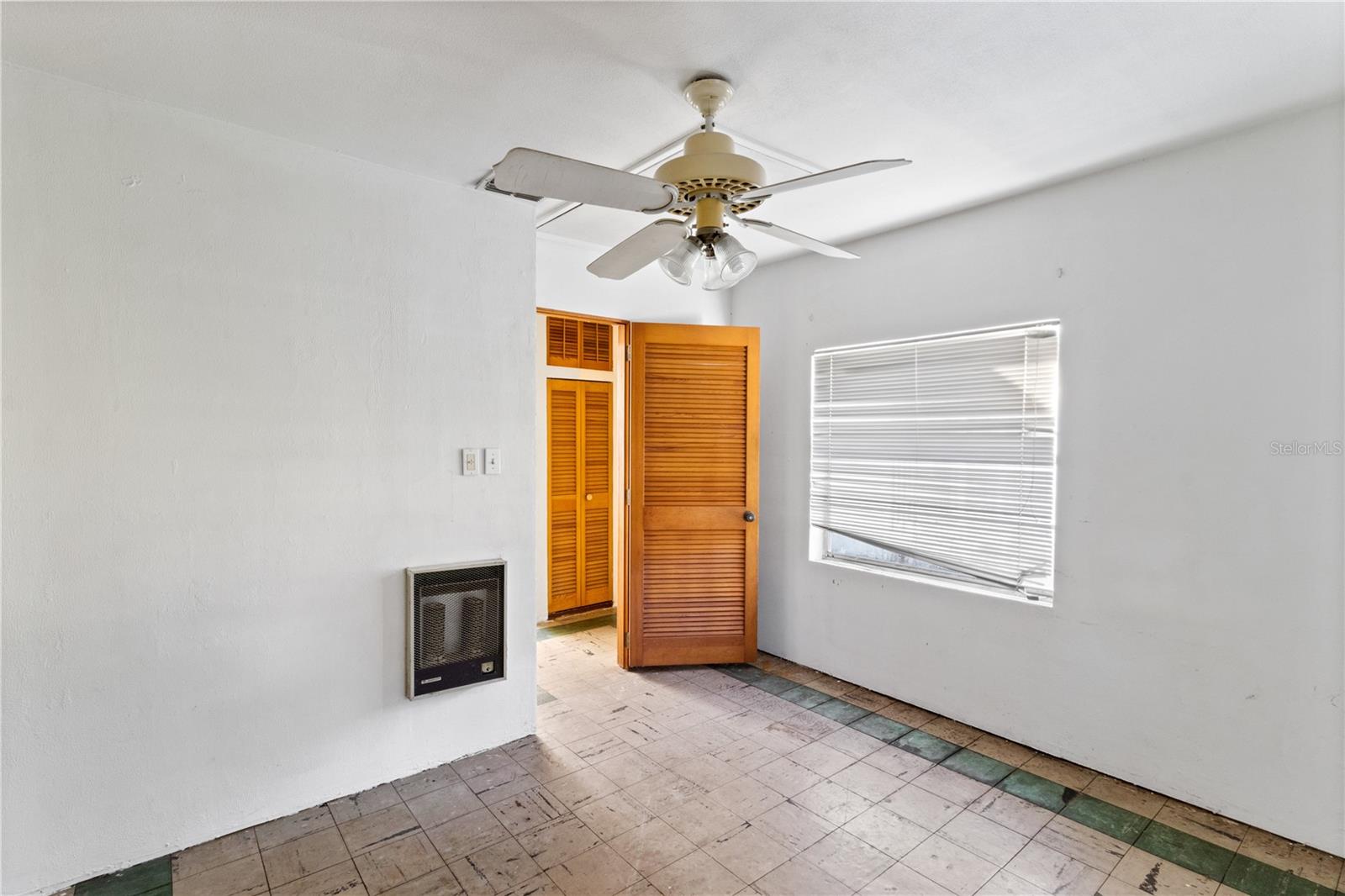 127 COLONIAL DR, AUBURNDALE, FL, 33823