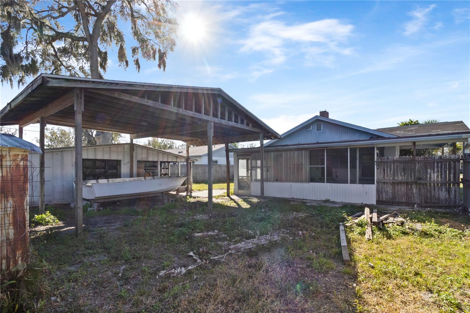127 COLONIAL DR, AUBURNDALE, FL, 33823