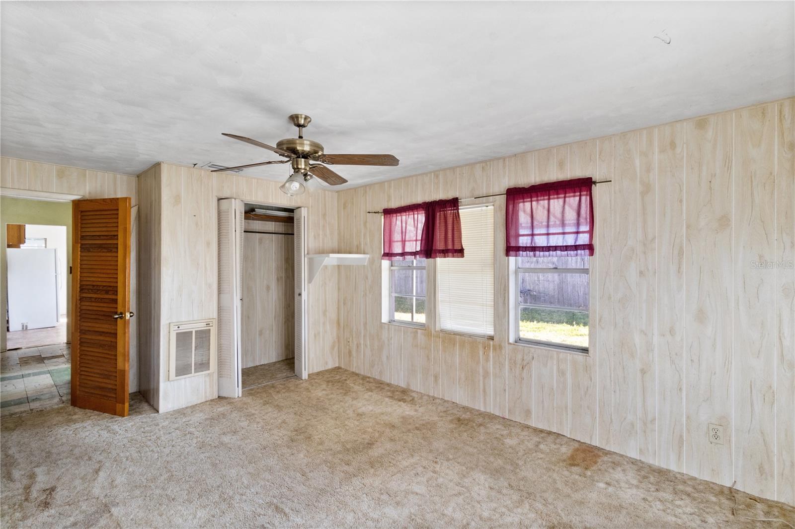 127 COLONIAL DR, AUBURNDALE, FL, 33823