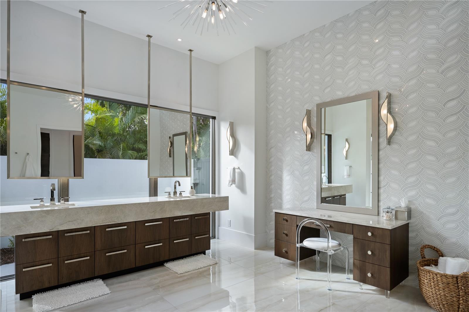 9122 BAY POINT DR, ORLANDO, FL, 32819