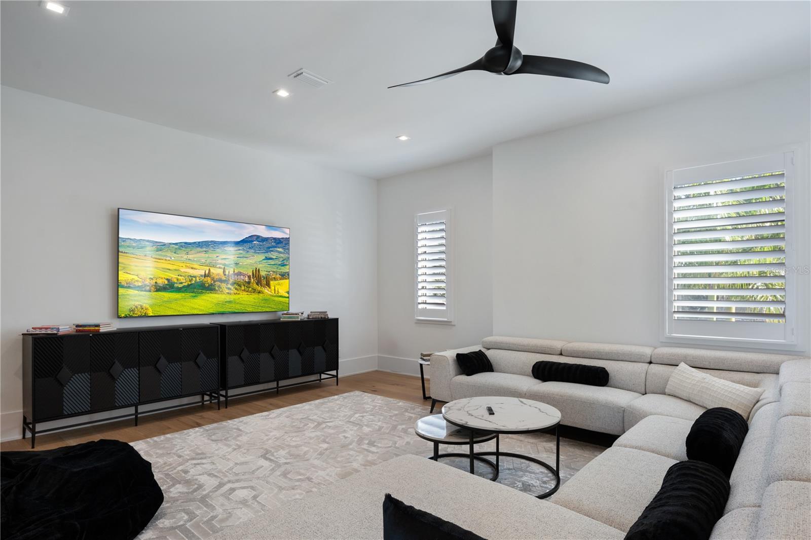 9122 BAY POINT DR, ORLANDO, FL, 32819