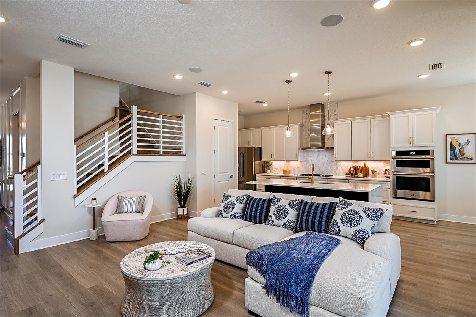 719 MALDIVES TRL, SARASOTA, FL, 34234