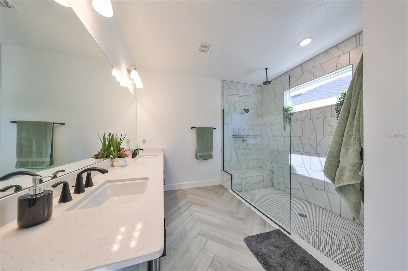 935 SIGNET DR, APOLLO BEACH, FL, 33572