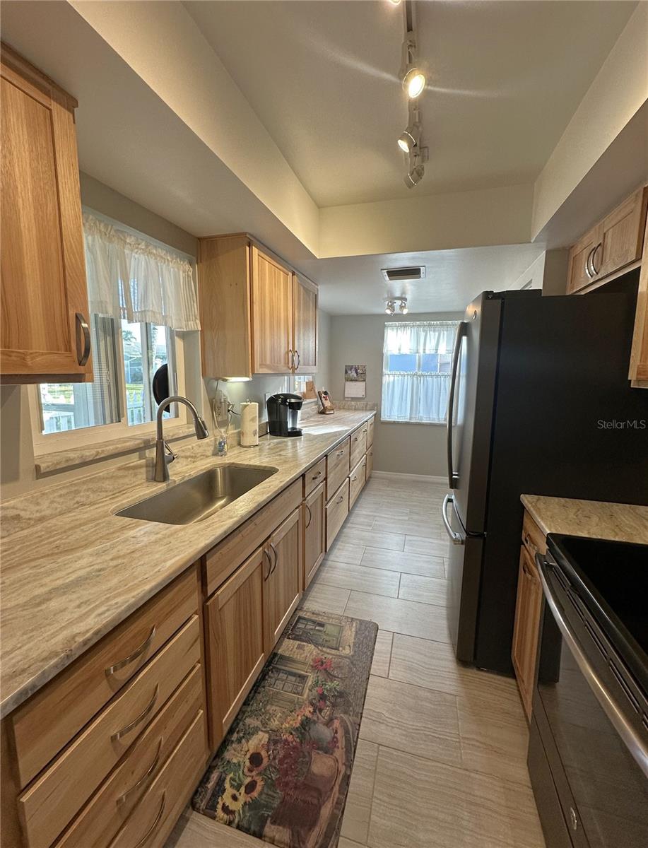 4498 LAKE BLVD, CLEARWATER, FL, 33762