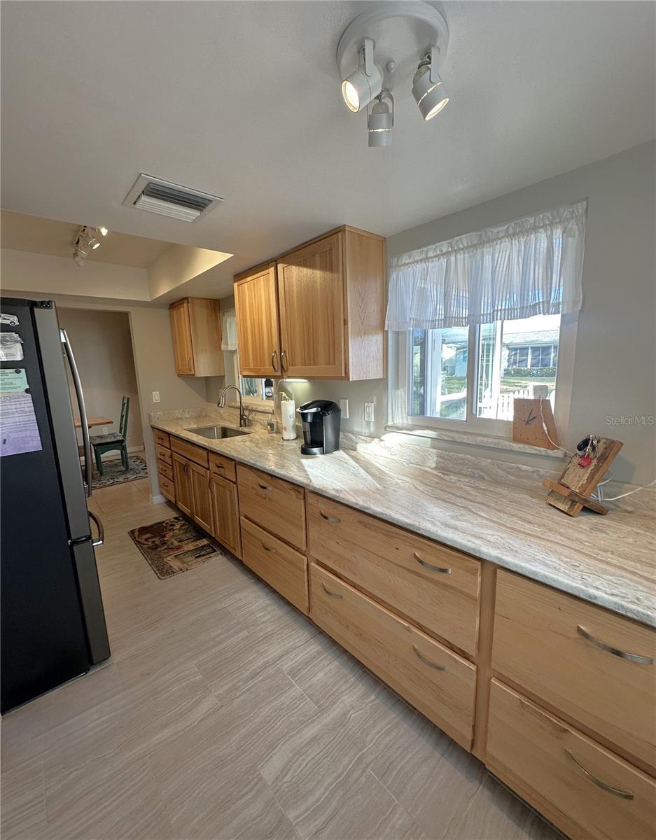 4498 LAKE BLVD, CLEARWATER, FL, 33762