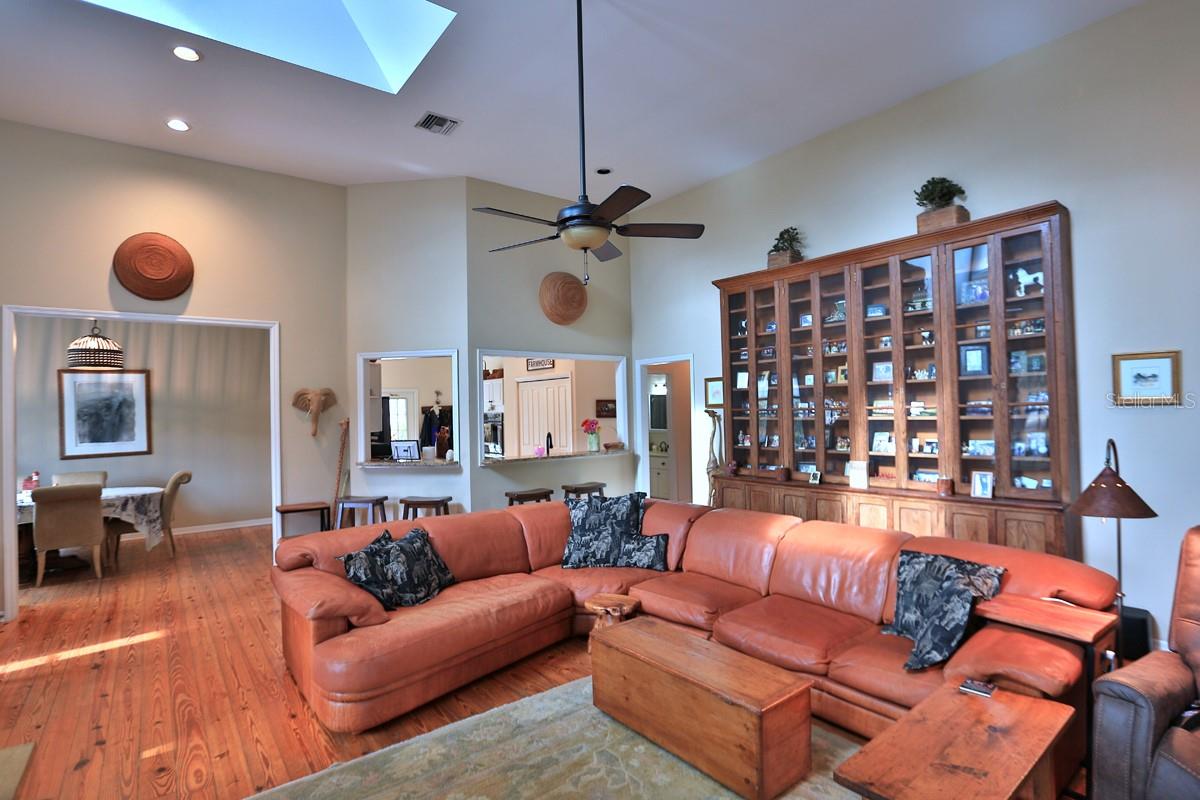 2756 COUNTY ROAD 204, OXFORD, FL, 34484