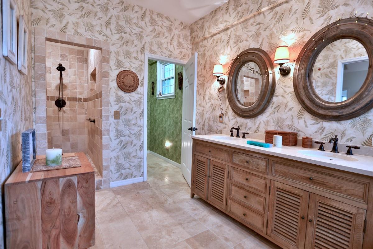 2756 COUNTY ROAD 204, OXFORD, FL, 34484