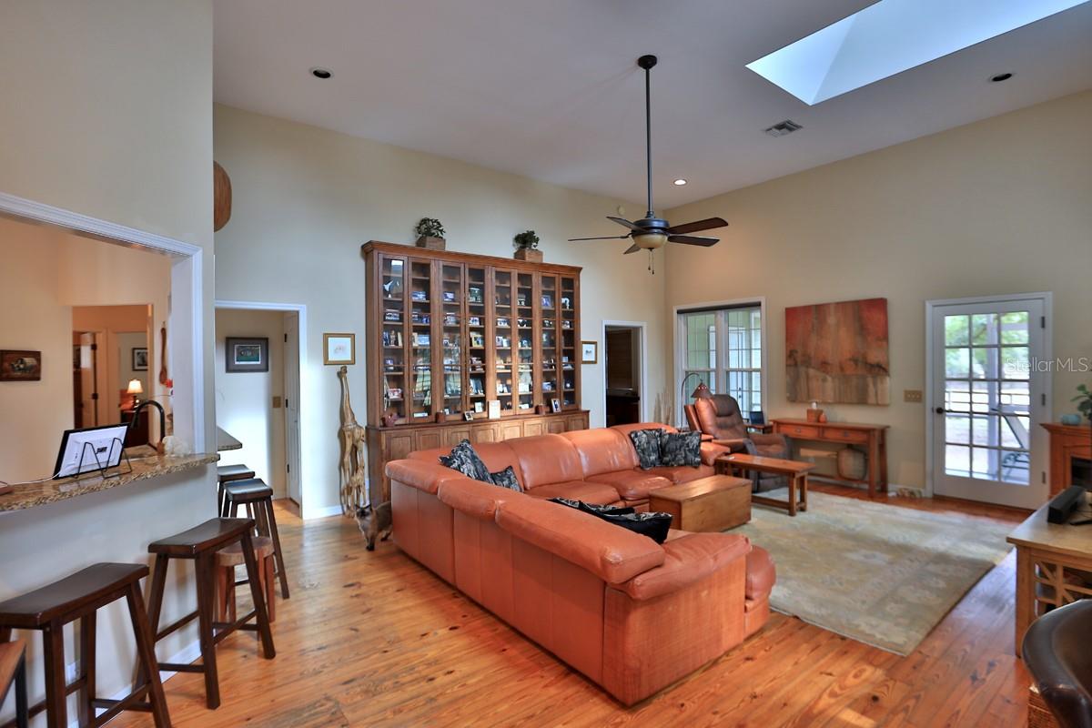 2756 COUNTY ROAD 204, OXFORD, FL, 34484