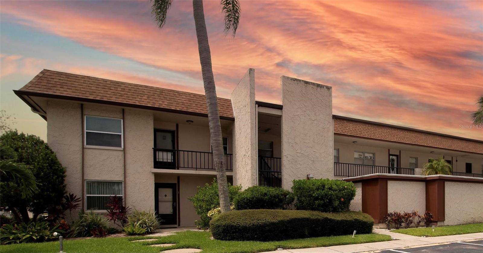 2750 E BAY DR #1E, LARGO, FL, 33771