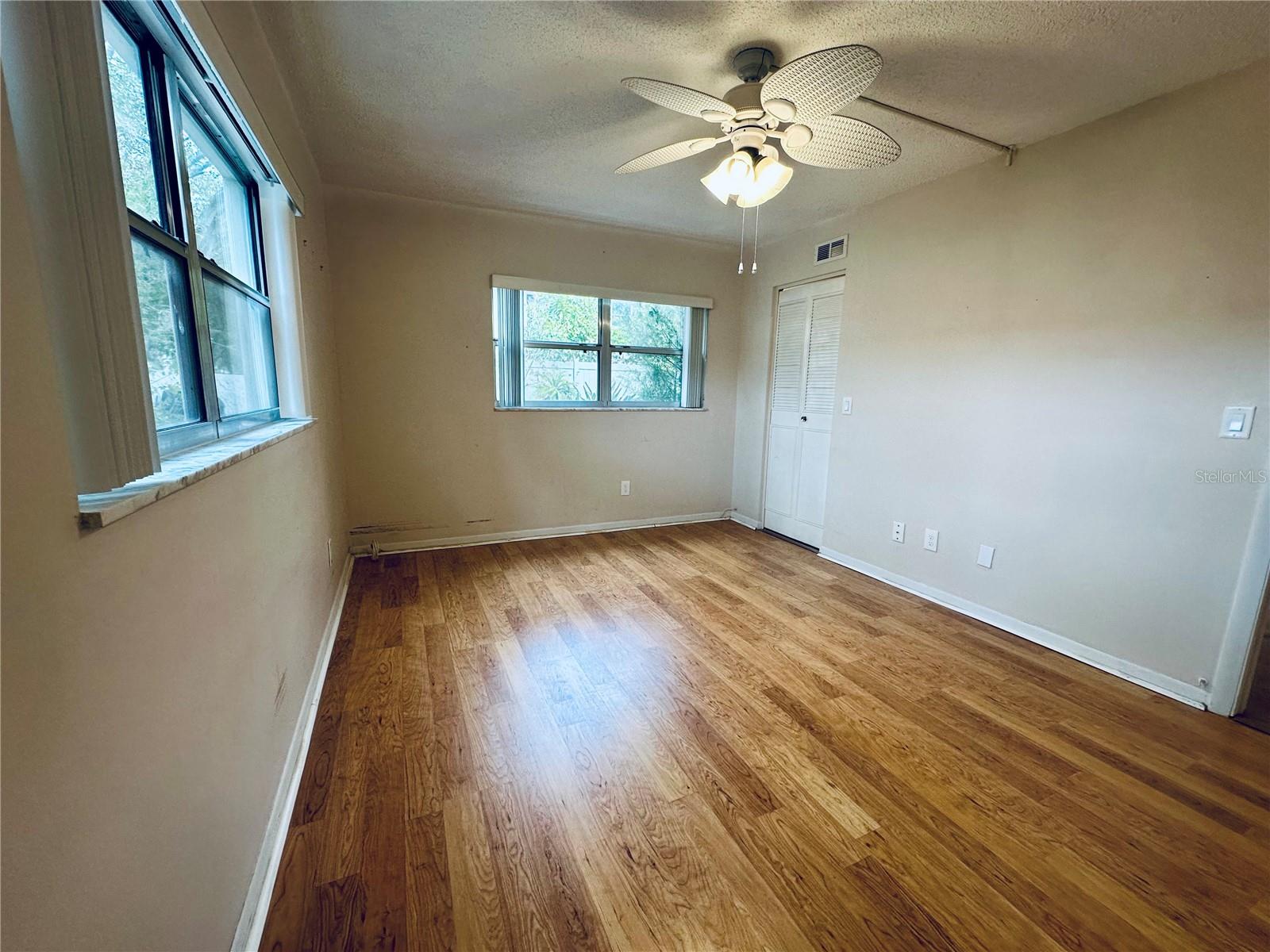2750 E BAY DR #1E, LARGO, FL, 33771