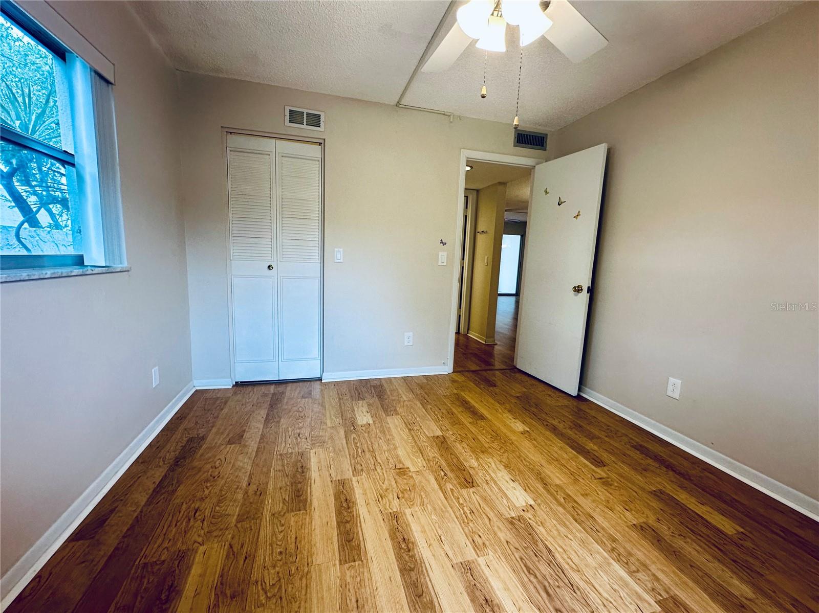 2750 E BAY DR #1E, LARGO, FL, 33771