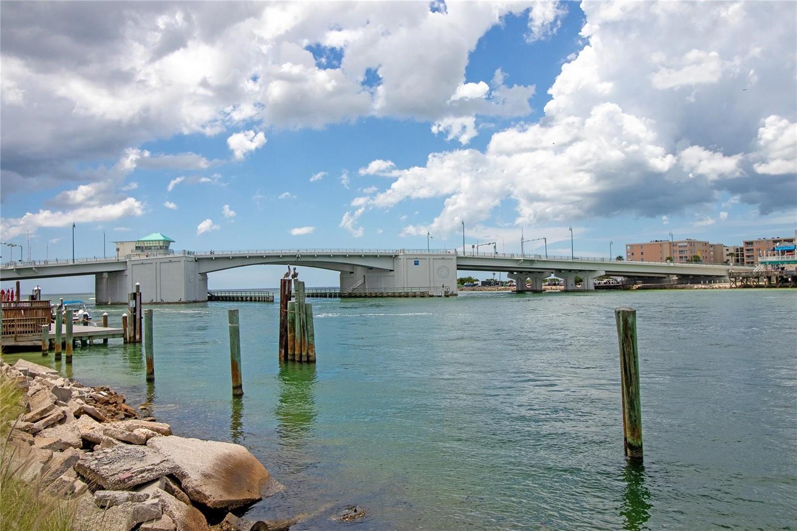 2750 E BAY DR #1E, LARGO, FL, 33771