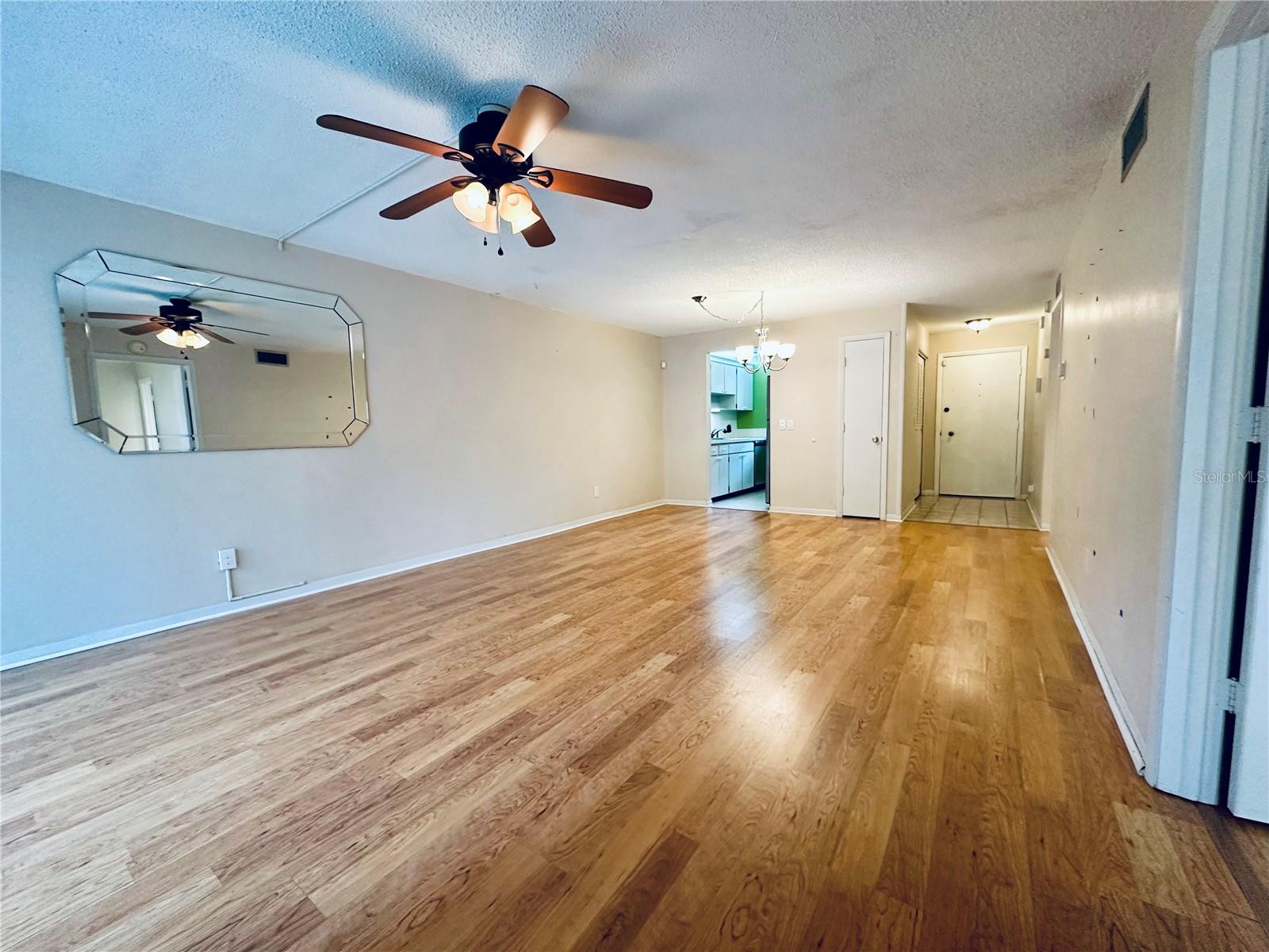 2750 E BAY DR #1E, LARGO, FL, 33771