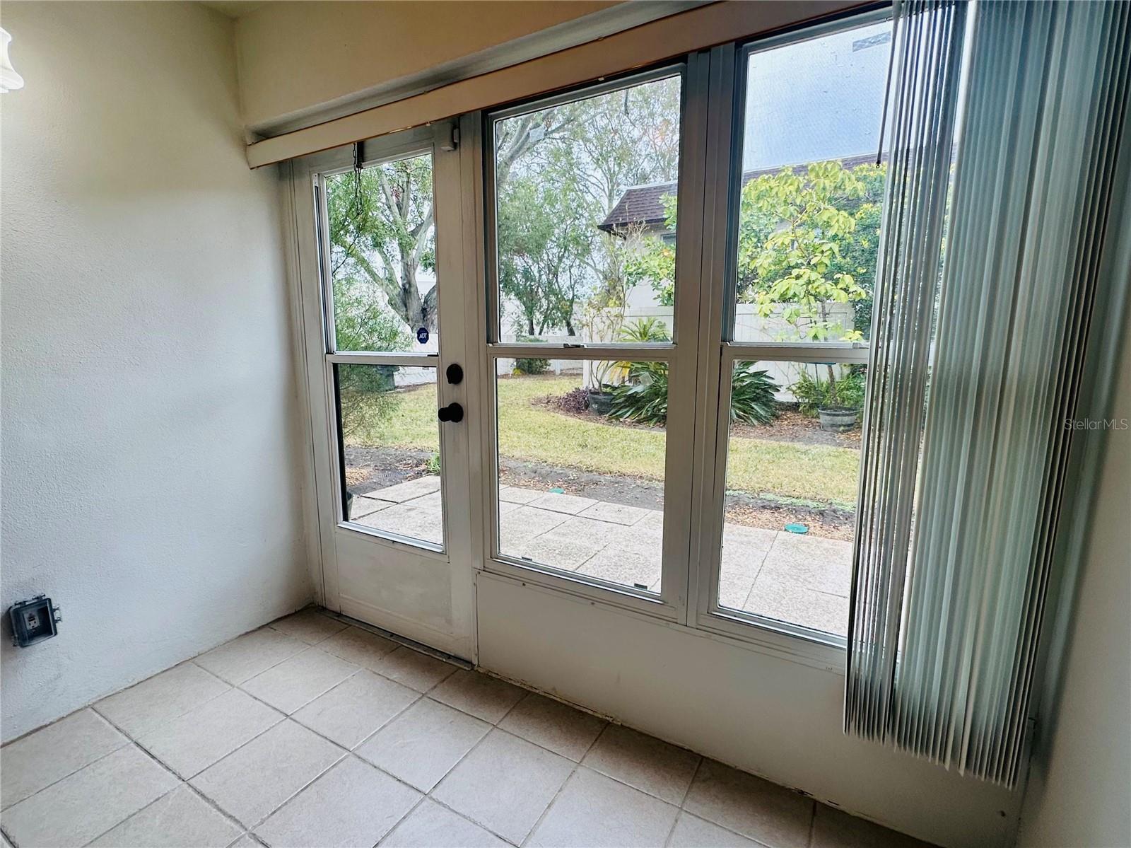 2750 E BAY DR #1E, LARGO, FL, 33771