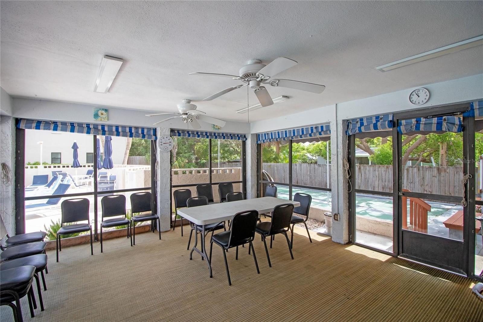 2750 E BAY DR #1E, LARGO, FL, 33771