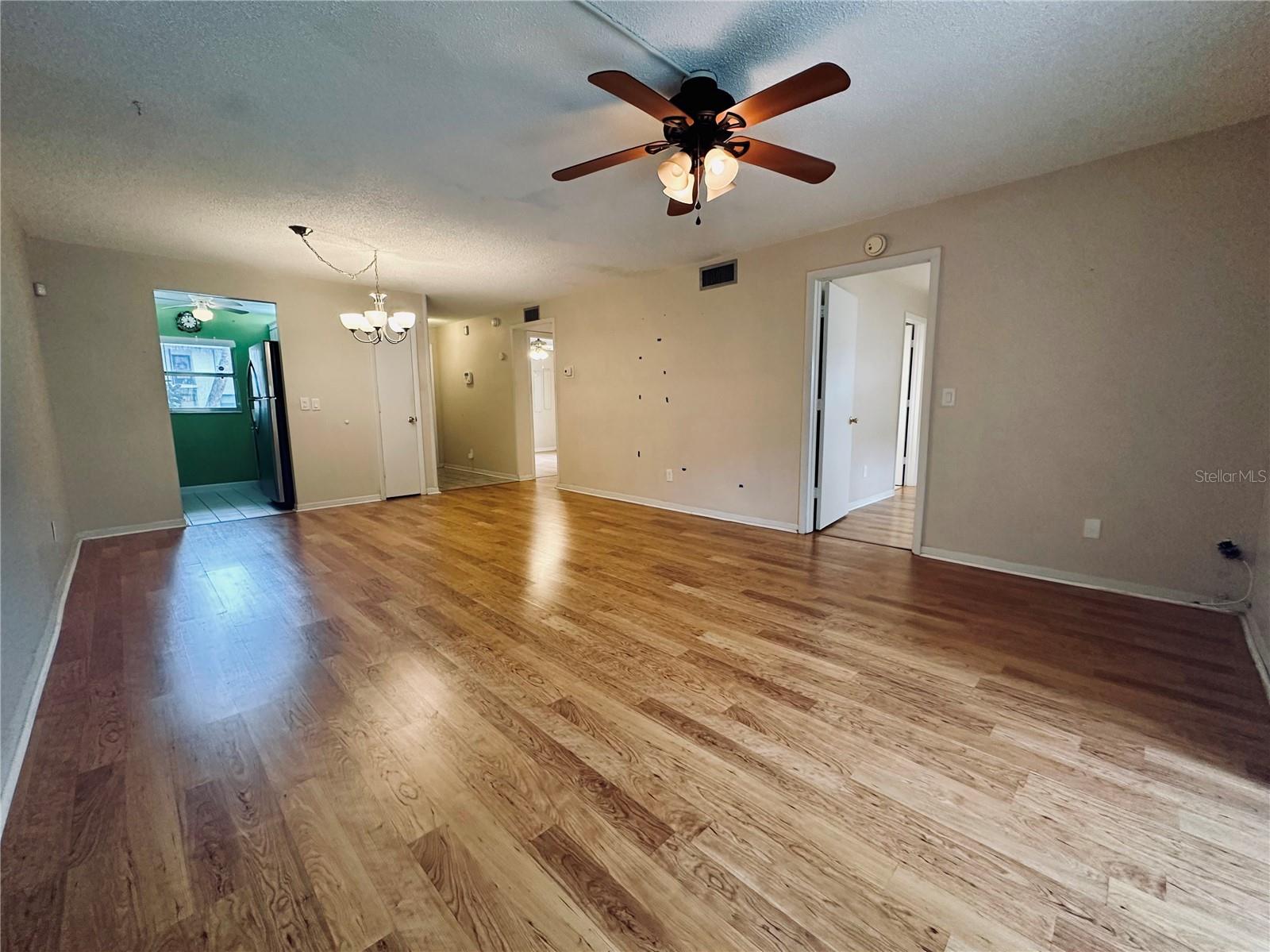 2750 E BAY DR #1E, LARGO, FL, 33771