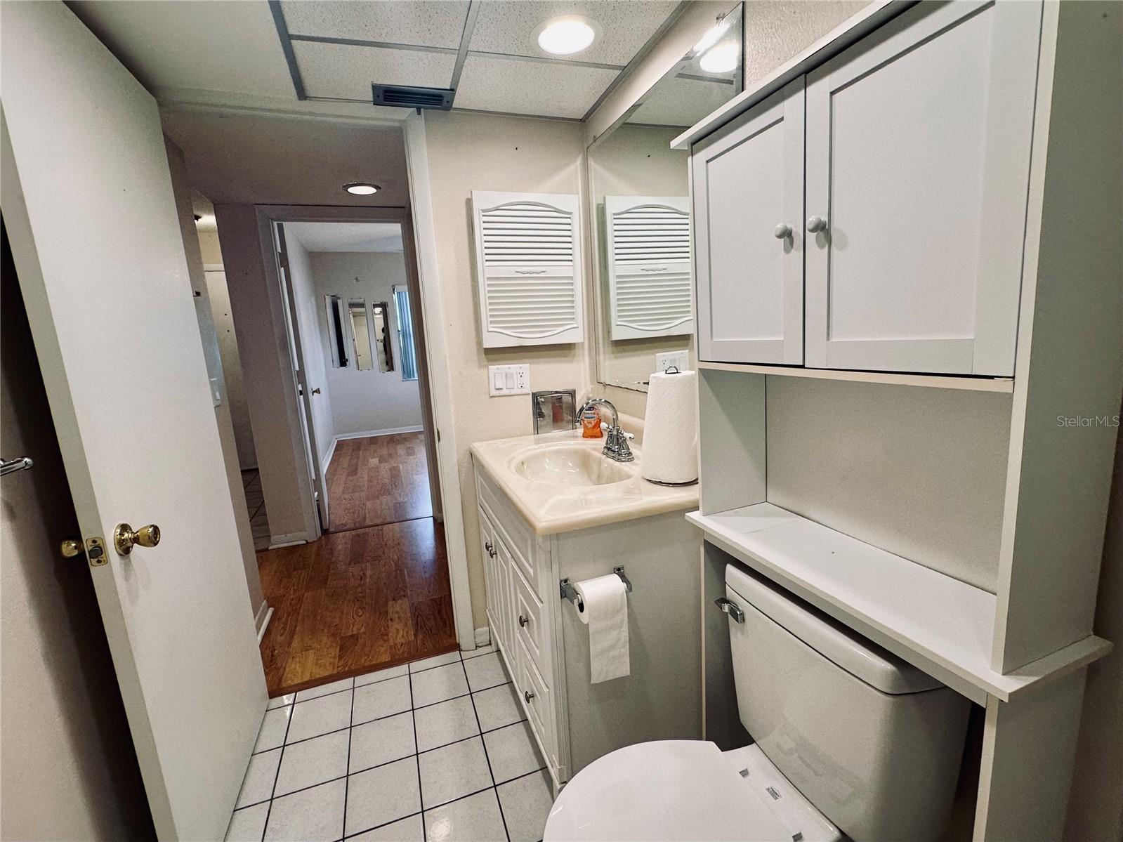 2750 E BAY DR #1E, LARGO, FL, 33771