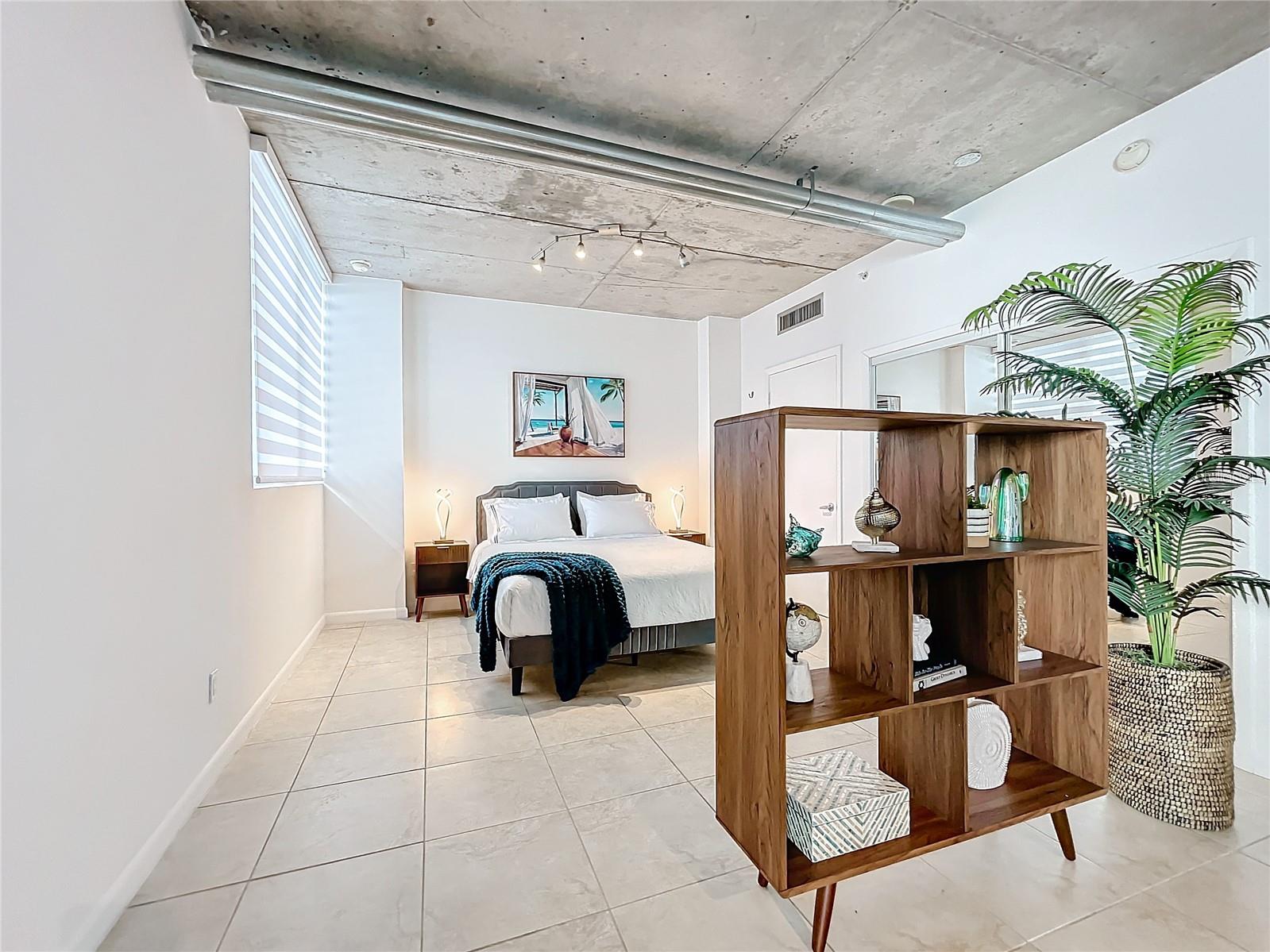 690 SW 1ST CT #1232, MIAMI, FL, 33130