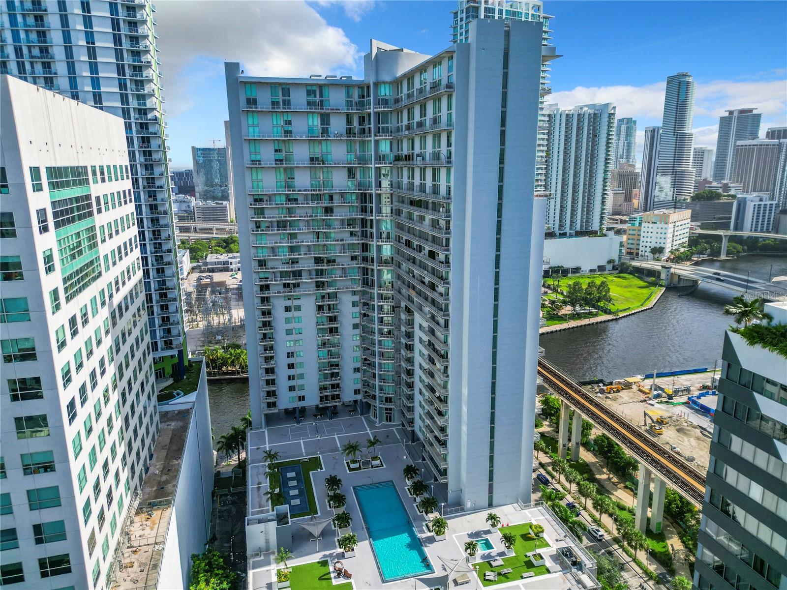 690 SW 1ST CT #1232, MIAMI, FL, 33130