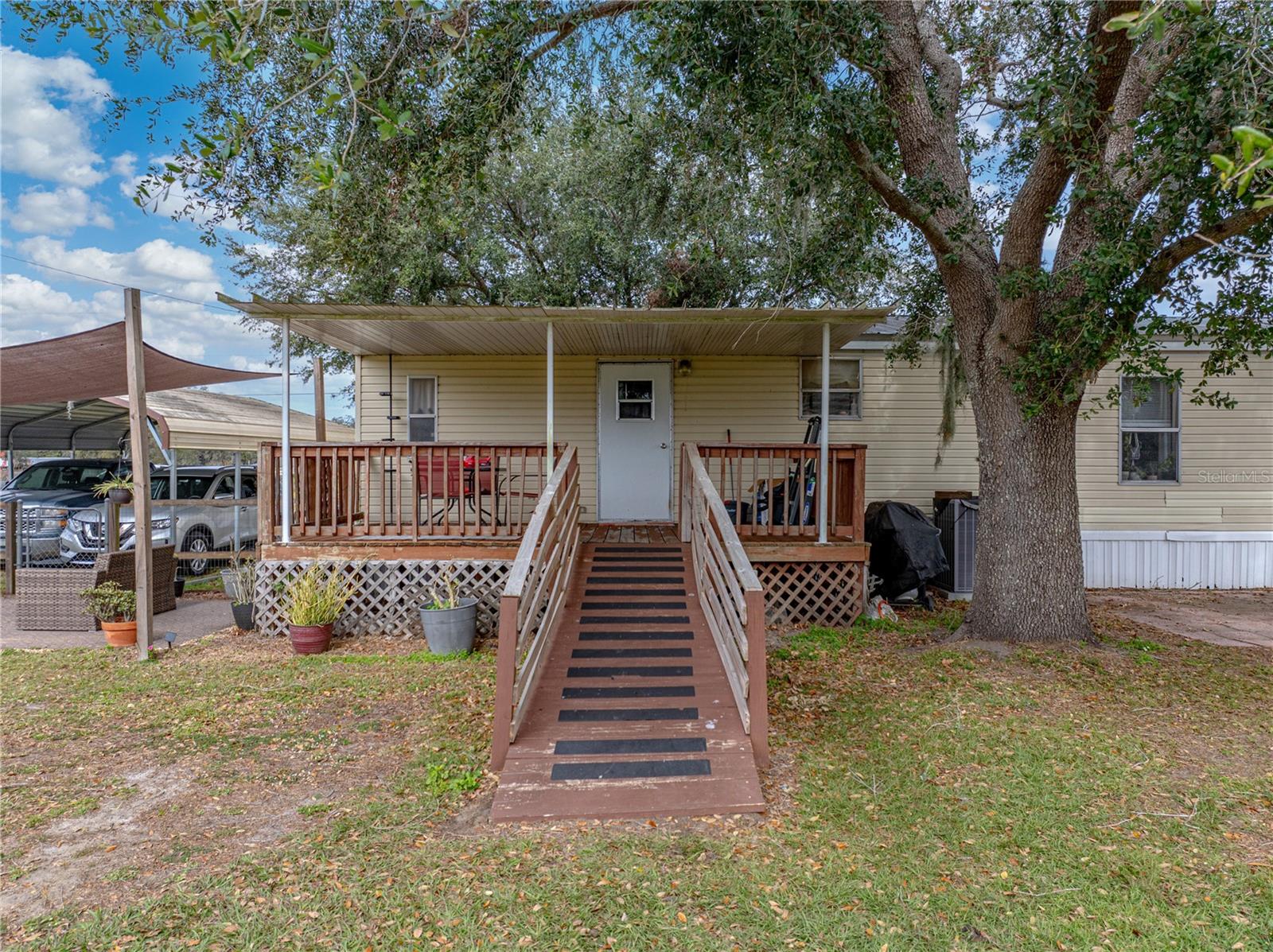 3006 CLEMONS RD, PLANT CITY, FL, 33566